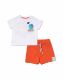 Completo in maglia bianco rosso per le feste del bambino