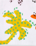 T-shirt bianca da bambina in maglia con frange collezione