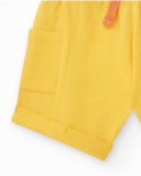 Conjunto para niño con camiseta a rayas y pantalón corto