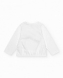 T-shirt a manica lunga per bambina bianca con applicazioni floreali T-shirt a manica lunga per bambina bianca con applicazioni floreali