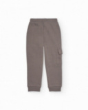 Pantalón jogger para niño color gris con bolsillo lateral