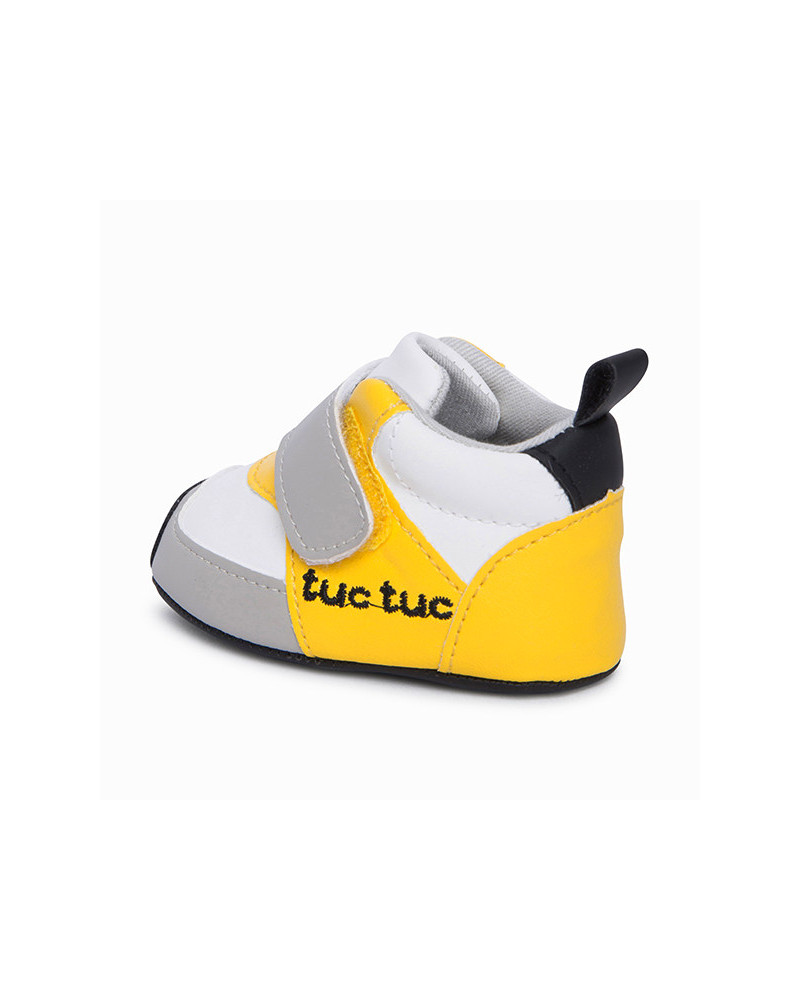 boys velcro trainers