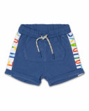 Bermudas de tricô azul 'aproveite' as férias do menino