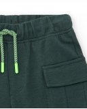 Bermudas de menino em pelúcia verde Coleção Savage Spirit