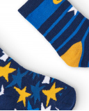 Conjunto de 2 meias menino em azul com estampa de estrelas e Conjunto de 2 meias menino em azul com estampa de estrelas e