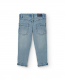 Calça jeans de menino azul claro com estampa gráfica Coleção Calça jeans de menino azul claro com estampa gráfica Coleção