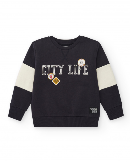 Suéter felpudo preto de menino com detalhes nas mangas City Life