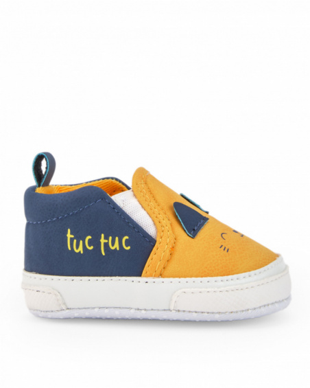 Tênis infantil em amarelo e azul com design de gatinho coleção