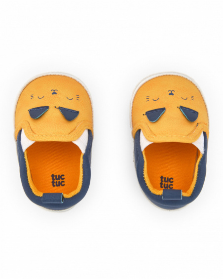 Tênis infantil em amarelo e azul com design de gatinho coleção
