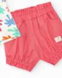 Conjunto blanco y coral para niña con camiseta de hojas