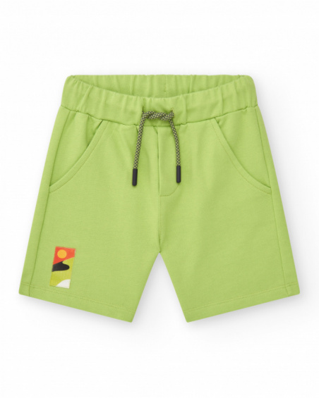 Bermudas para menino na cor verde com cintura elástica e bolsos