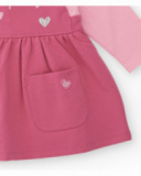 Vestido para recém-nascido em tons de rosa com estampado de