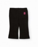 Calça menina em preto com corte à boca de sino e bolsos