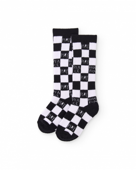 Meias para menino em branco e preto com padrão xadrez e