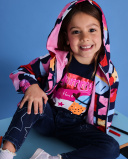 Camiseta para menina em azul-marinho com estampa colorida e