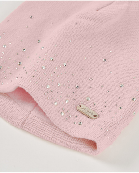 Conjunto de menina com gorro rosa e gola com detalhes em strass