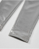 Calça de menina prateada com efeito metalizado e bolsos