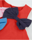 Vestido de menina em tecido plano com design de balão