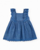 Vestido de menina em tecido plano com folhos e bordado floral