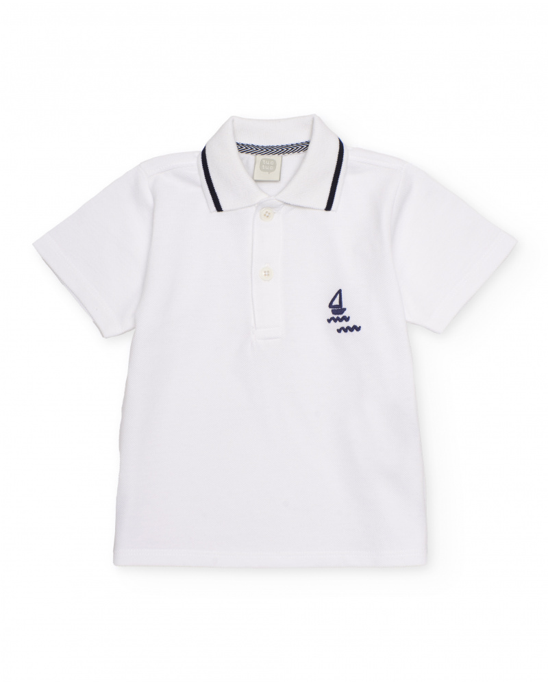 Polo de menino em malha com bordado de veleiro