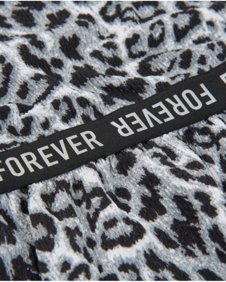 Vestido de menina em tecido plano com alças elásticas